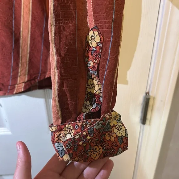 Tommy Bahama Men’s Dress Shirt - Picture 3 of 8